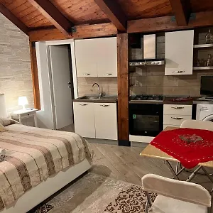 https://la-casa-di-gio-caltanissetta-93100.sicilyhotelsitaly.net