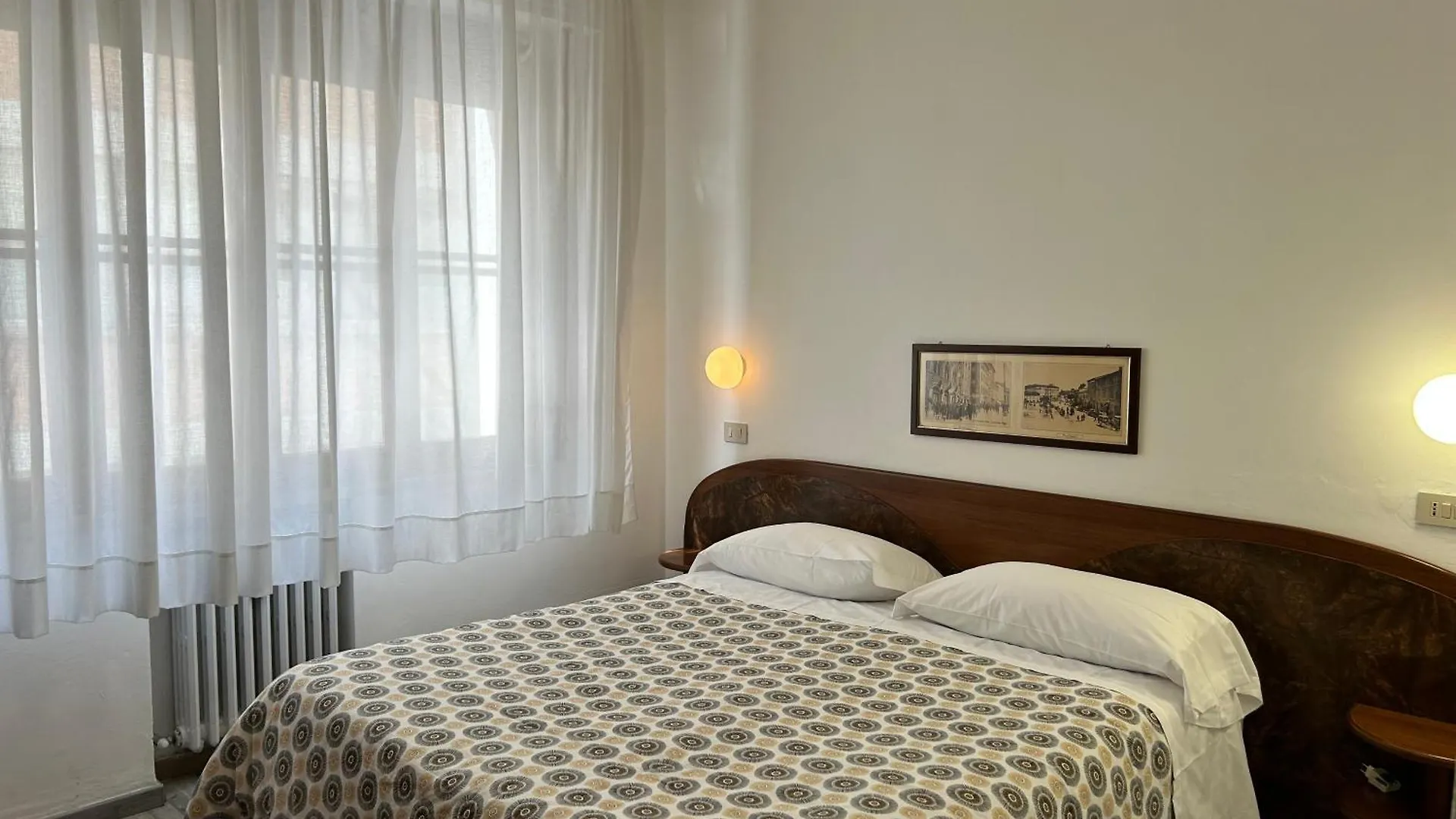 Hotel Cecile Pisa Italy