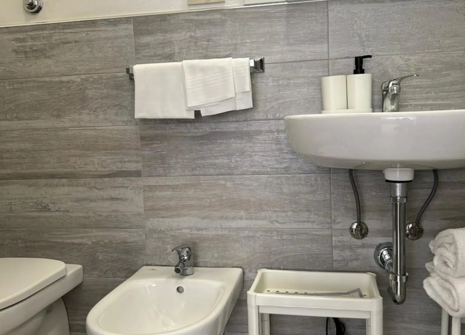 **  Hotel Cecile Pisa Italy